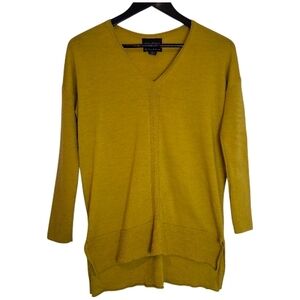 Cynthia Rowley 100% Merino Wool Mustard Tunic Sweater S V-Neck Hi Low Hem